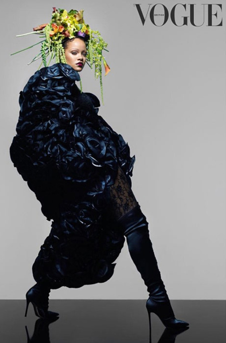 %name جدیدترین عکسهای ریحانا Rihanna روی مجله ووگ Vogue