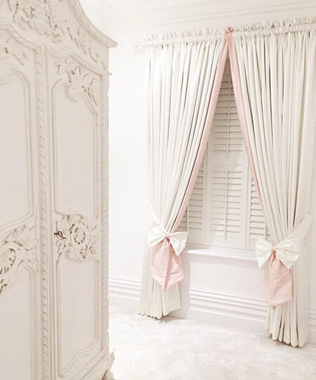 bedroom4 curtains12 با این مدل های پرده اتاق خواب تان را زیباتر کنید