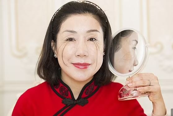 %name زن چینی رکوردار بلندترین مژه جهان+تصاویر